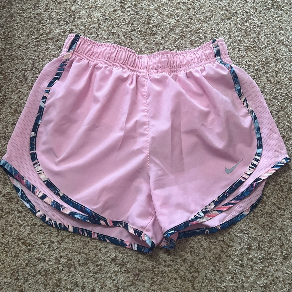 Women’s Nike Dri fit XS shorts with brief lining